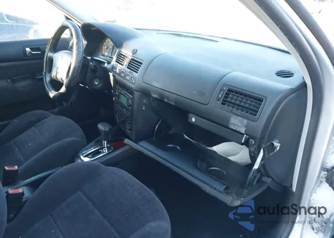 2002 Volkswagen Jetta Gls 1.8L из США, поврежденный, VIN 3VWSE69M12M140512